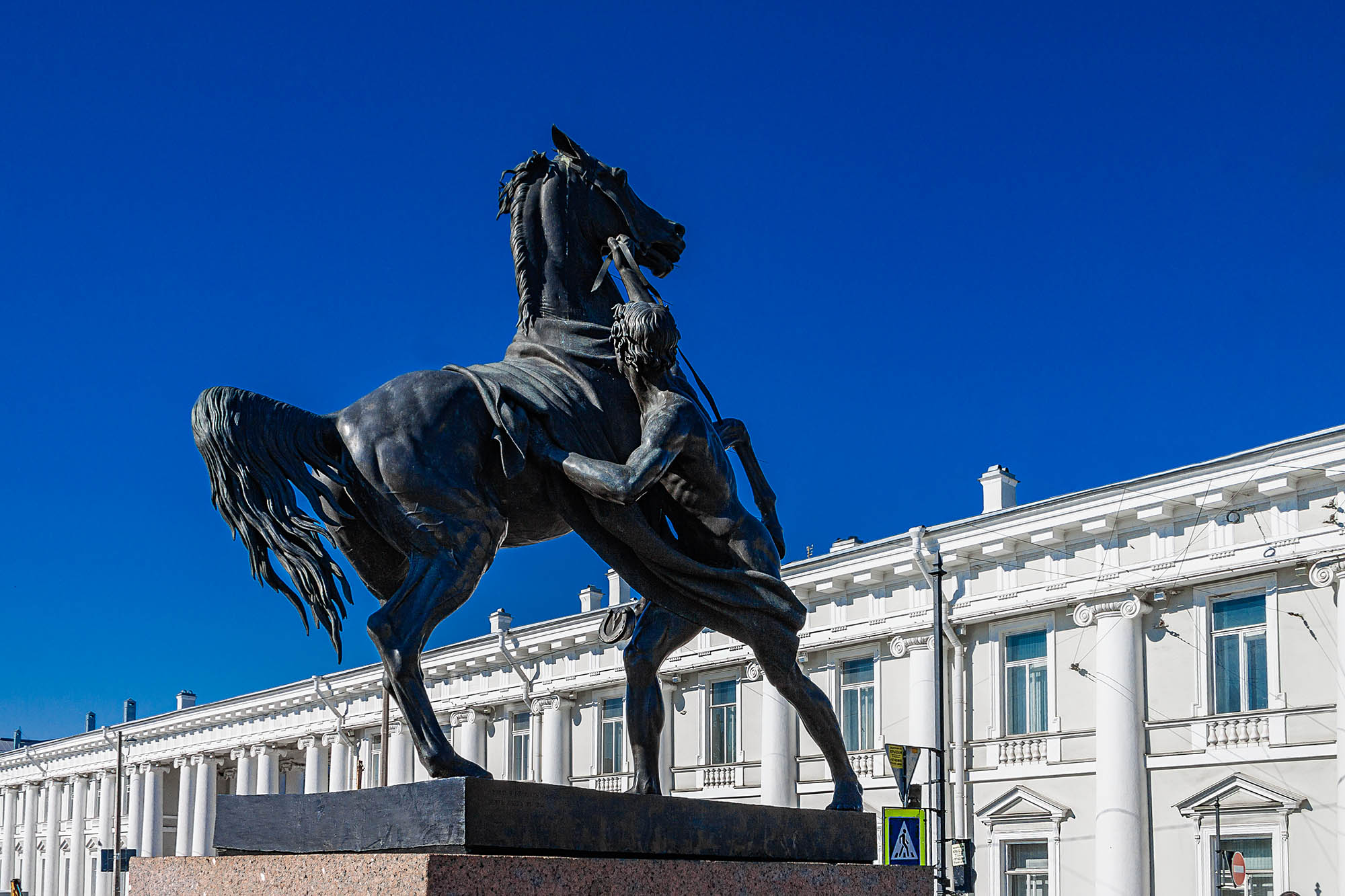 Аничков мост